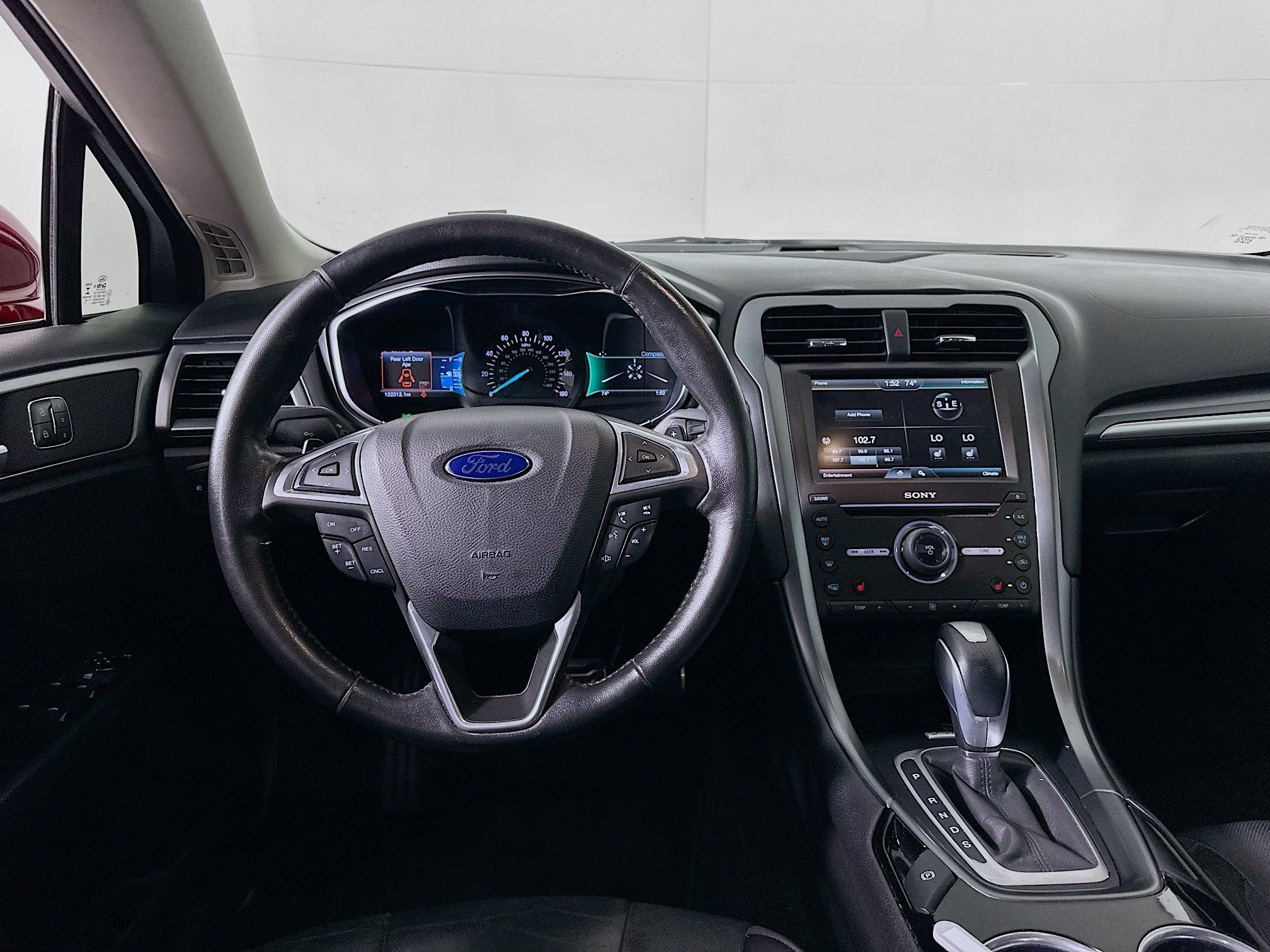 Used 2016 Ford Fusion Titanium FWD image 17