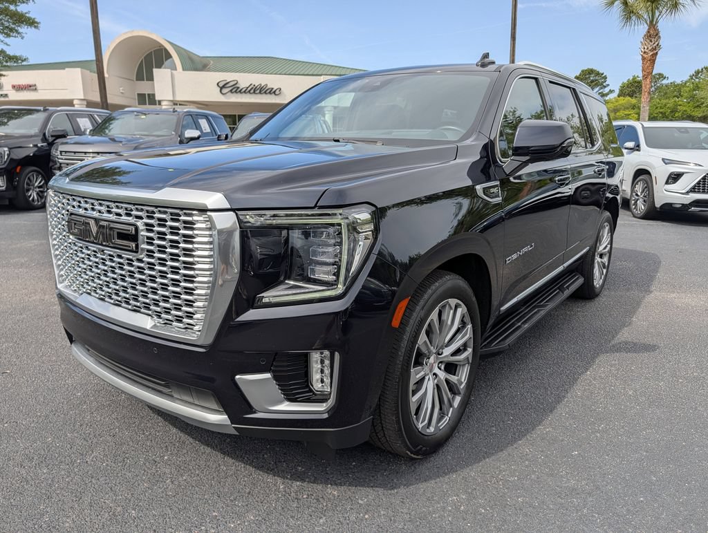 Used 2023 GMC Yukon Denali w/ Advanced Technology Package AWD/4WD image 8