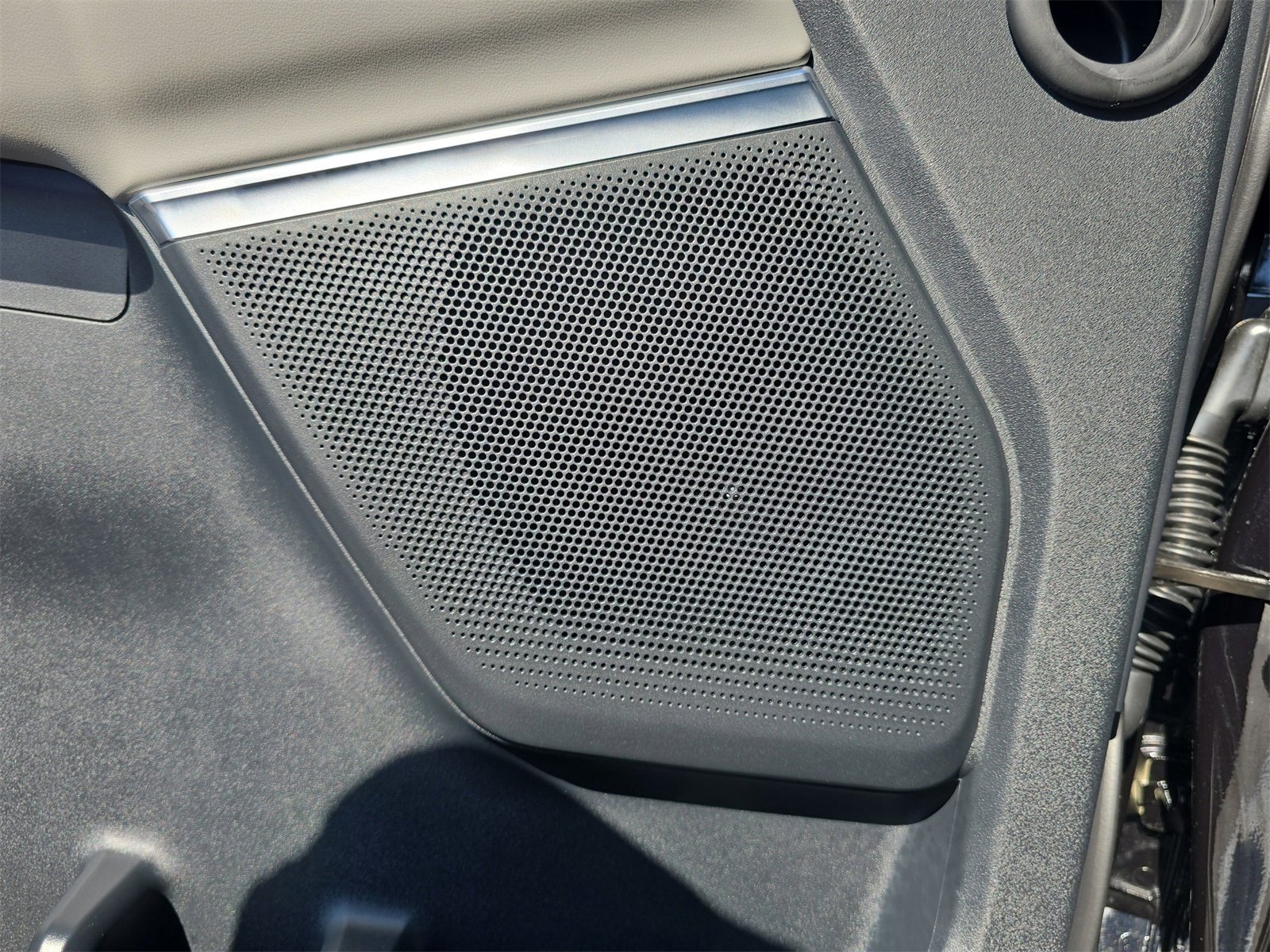 New 2025 Ford Expedition Active image 14