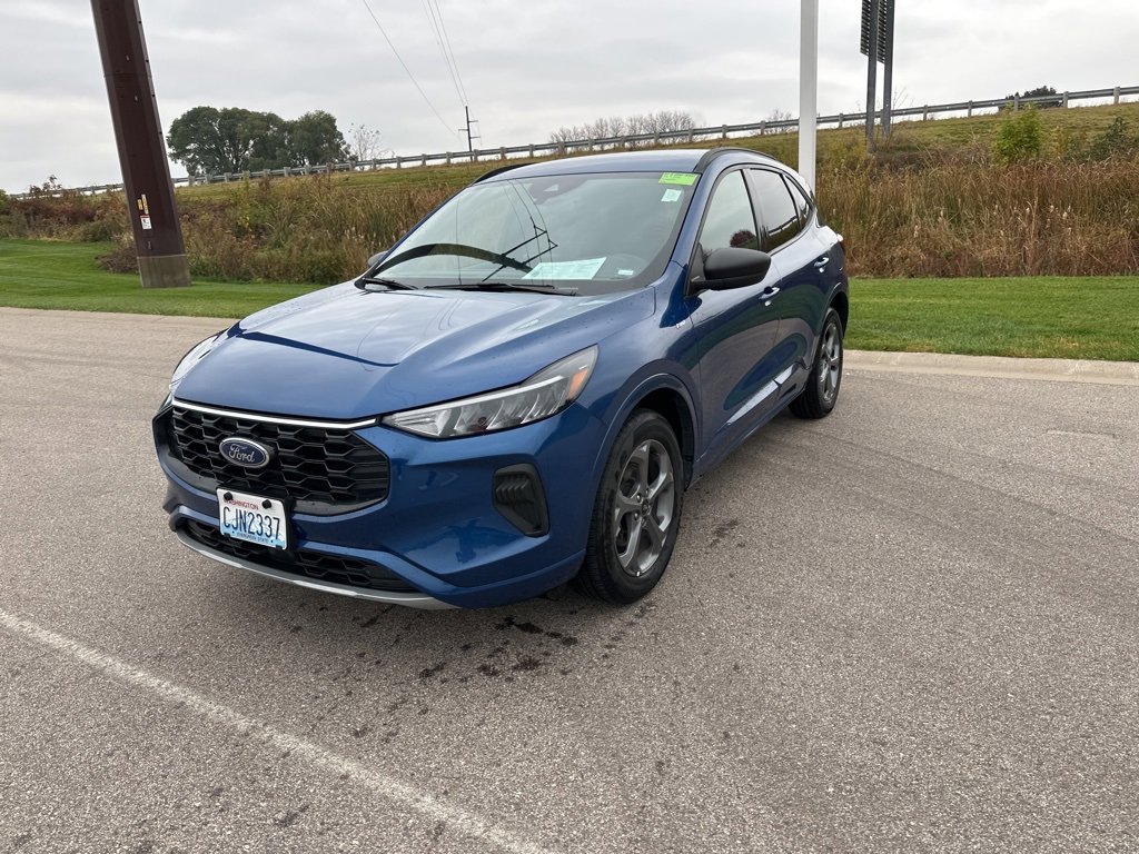 Used 2023 Ford Escape ST-Line image 32