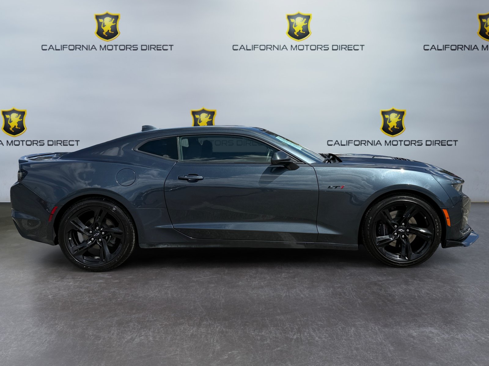 Used 2022 Chevrolet Camaro LT w/ RS Package RWD image 6