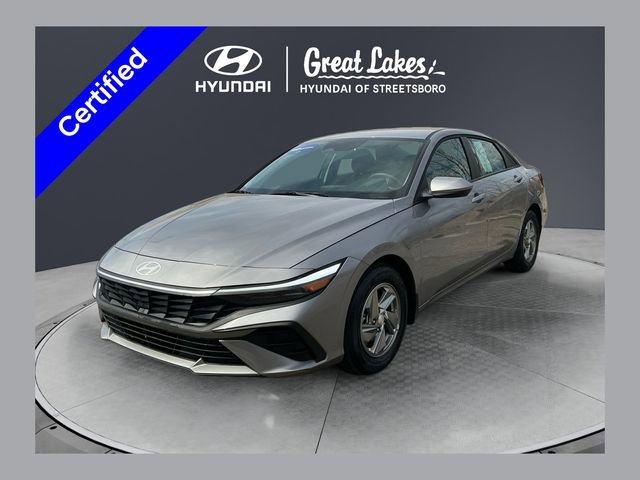Certified 2025 Hyundai Elantra SE FWD image 1
