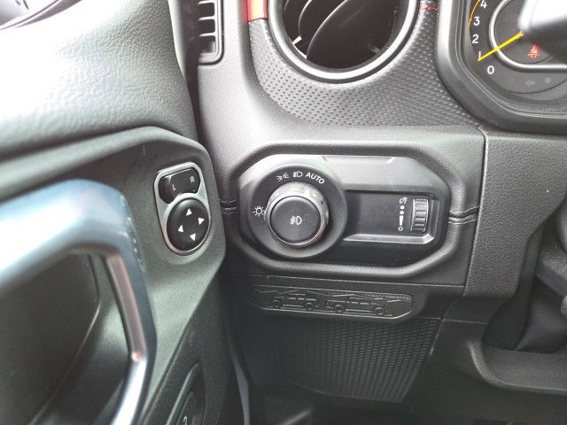 Used 2024 Jeep Wrangler Unlimited Rubicon 392 image 64
