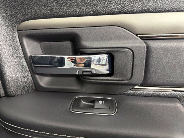 Used 2015 RAM 1500 Sport w/ Sport Premium Group AWD/4WD image 28