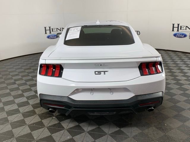 Used 2024 Ford Mustang GT Premium image 6