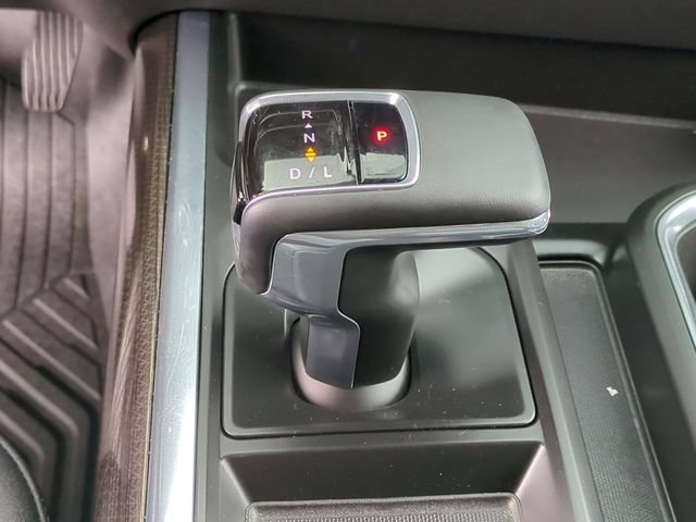 Used 2025 Chevrolet Silverado 1500 LT Trail Boss w/ Convenience Package II AWD/4WD image 20