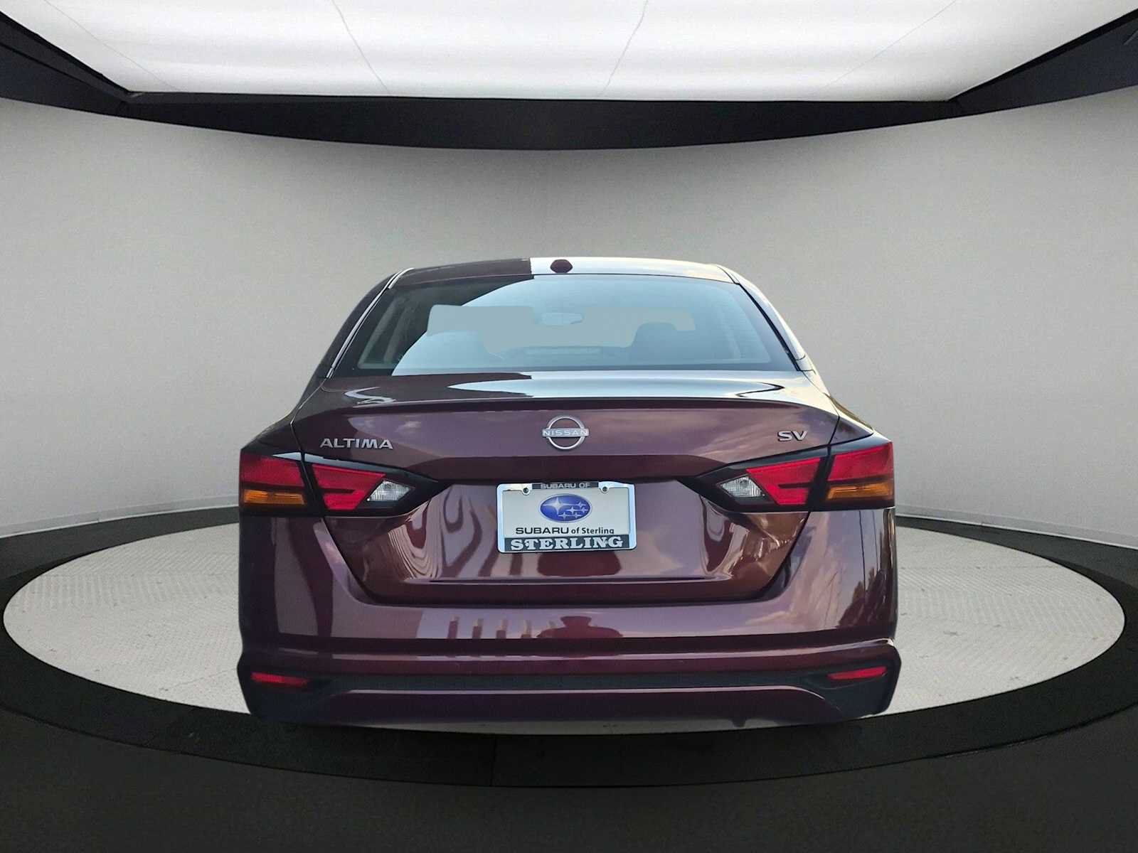 Used 2024 Nissan Altima 2.5 SV FWD image 7