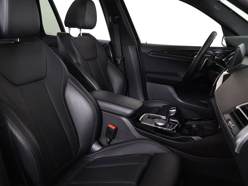 Used 2023 BMW X3 xDrive30i w/ Premium Essential Package image 32