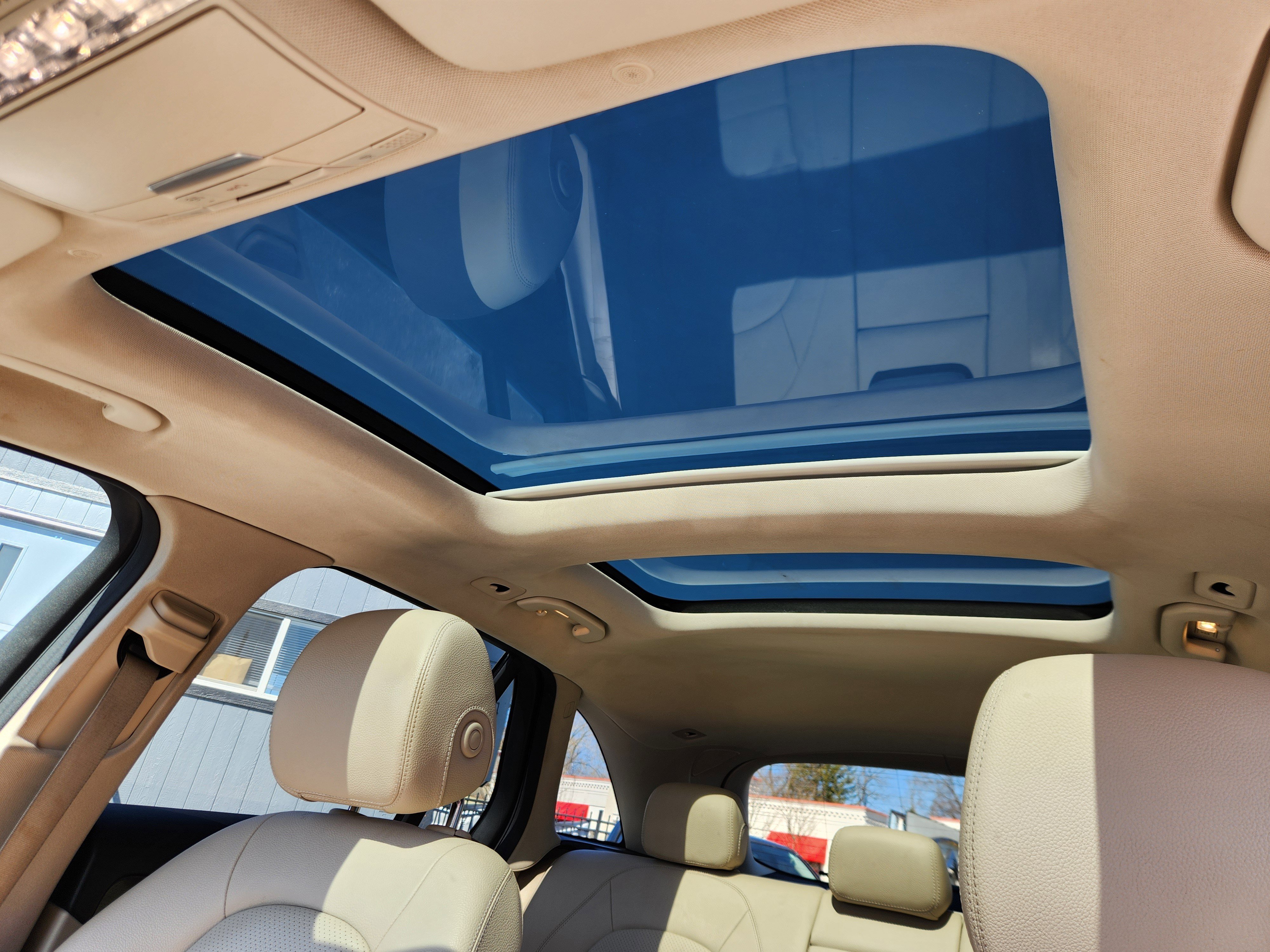 Used 2021 Mercedes-Benz GLC 300 4MATIC image 15