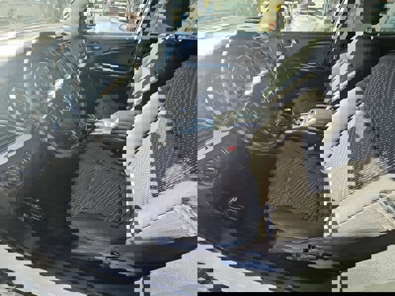 Used 2015 Dodge Journey SXT w/ Flexible Seating Group image 10