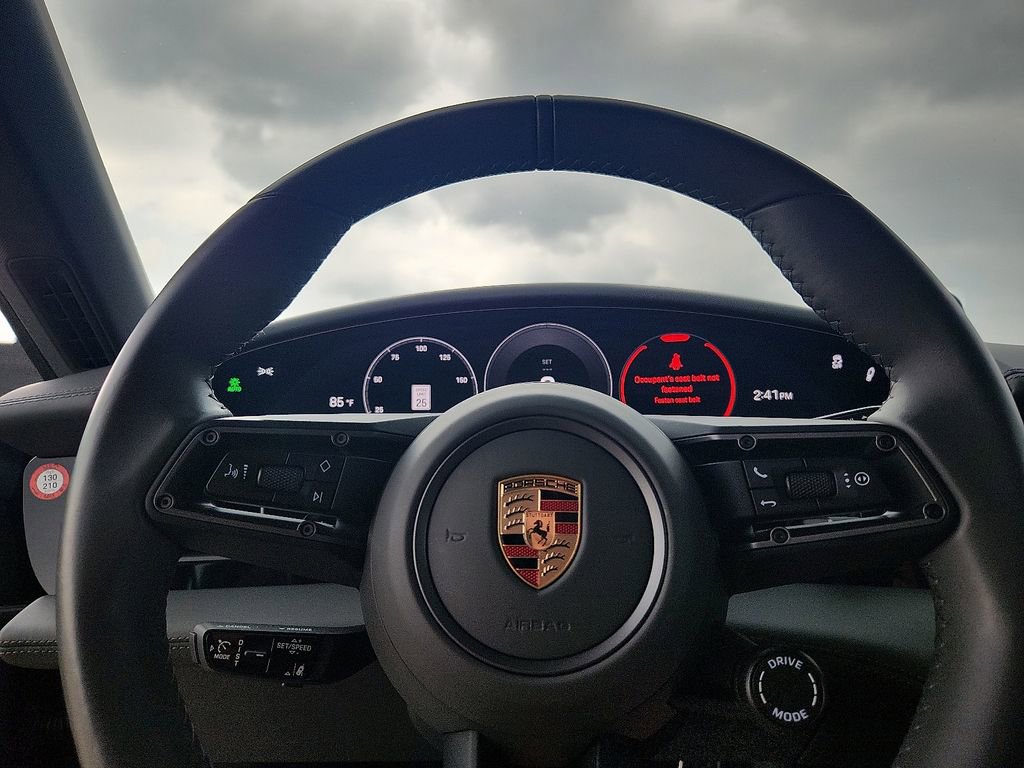 Certified 2025 Porsche Taycan image 17