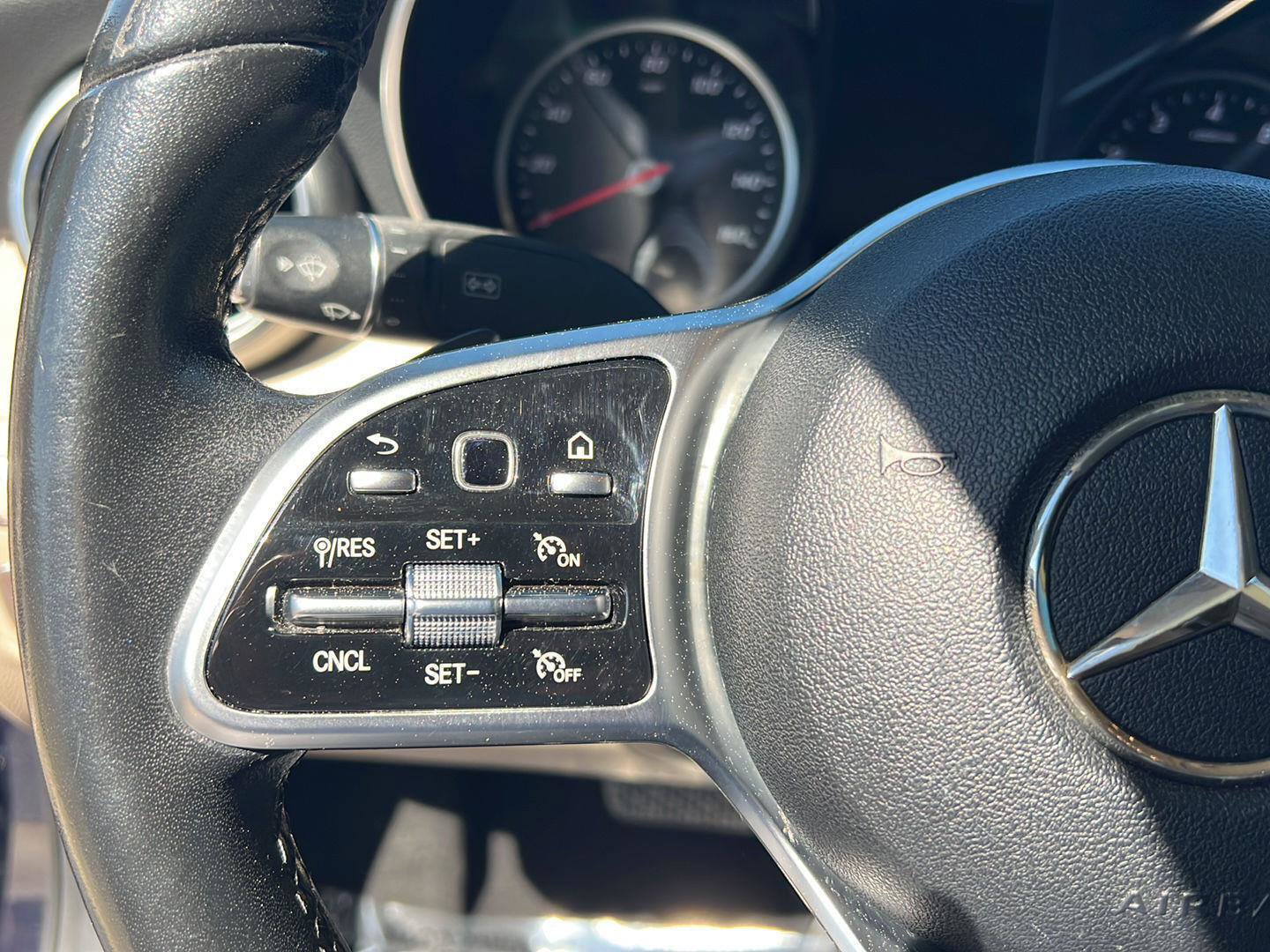 Used 2019 Mercedes-Benz C 300 Sedan w/ Premium Package image 20