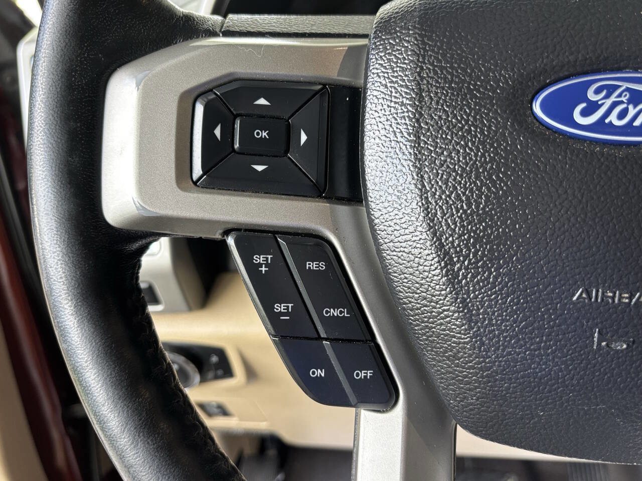 Used 2017 Ford F350 Lariat w/ Lariat Value Package AWD/4WD image 17