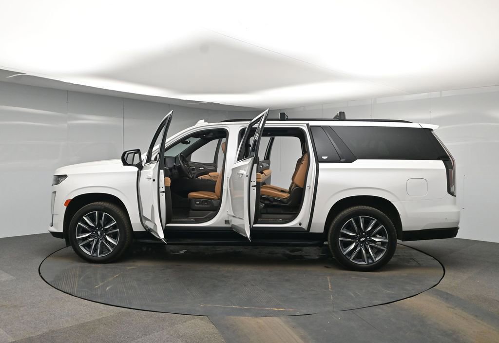 Used 2023 Cadillac Escalade ESV Sport w/ Touring Package AWD/4WD image 56