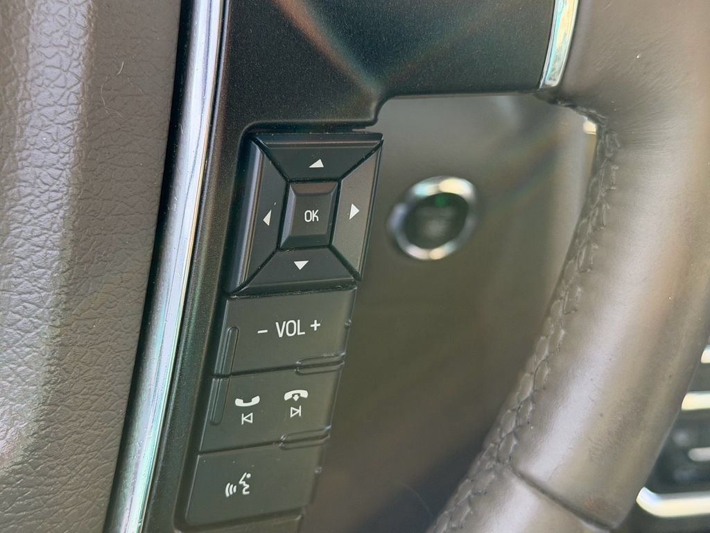 Used 2017 Lincoln Navigator Select RWD image 23