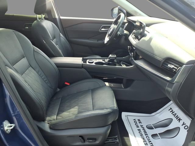 Used 2023 Nissan Rogue Platinum image 13
