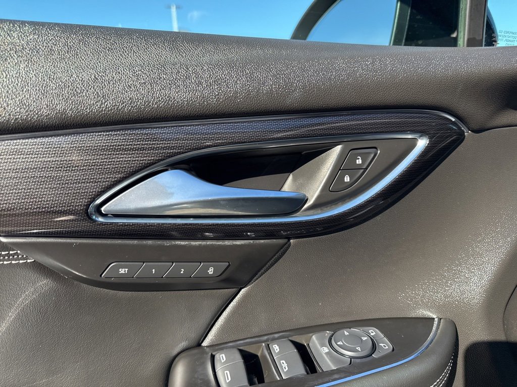 Used 2023 Buick Envision Essence w/ Sport Touring Package image 13