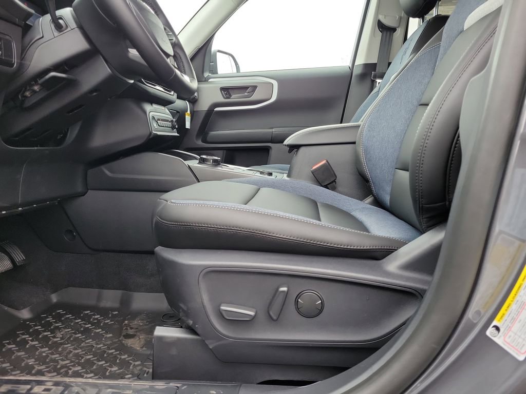 New 2026 Ford Bronco Sport Outer Banks image 19