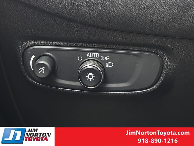 Used 2022 Chevrolet Equinox LT FWD image 23
