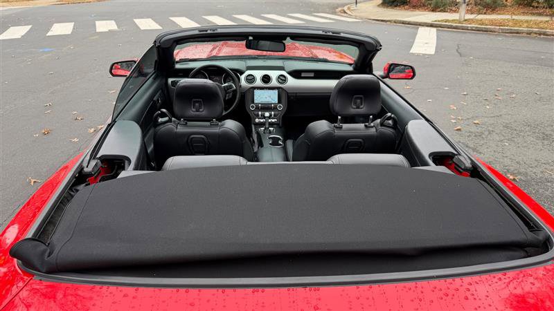 Used 2017 Ford Mustang Premium image 22