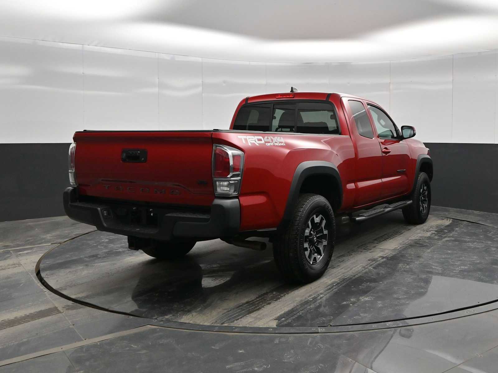 Used 2020 Toyota Tacoma TRD Off-Road image 7
