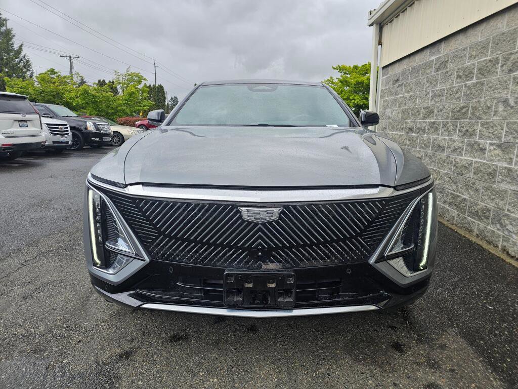 Used 2024 Cadillac Lyriq Tech w/ Driver Assist Package AWD/4WD image 12