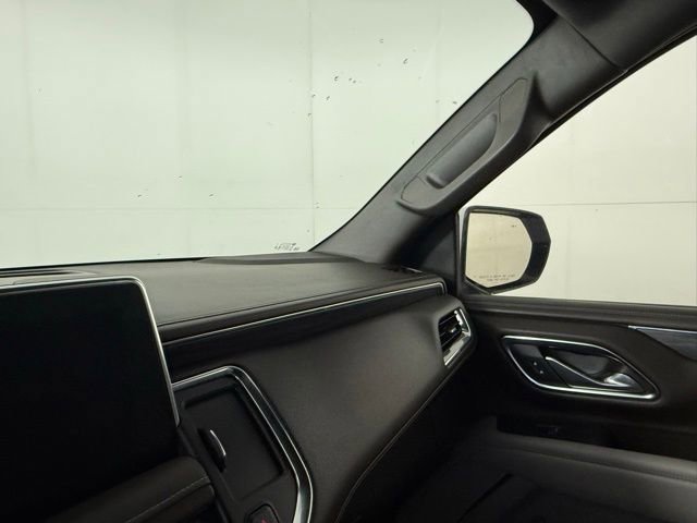 Used 2023 GMC Yukon XL SLT image 14