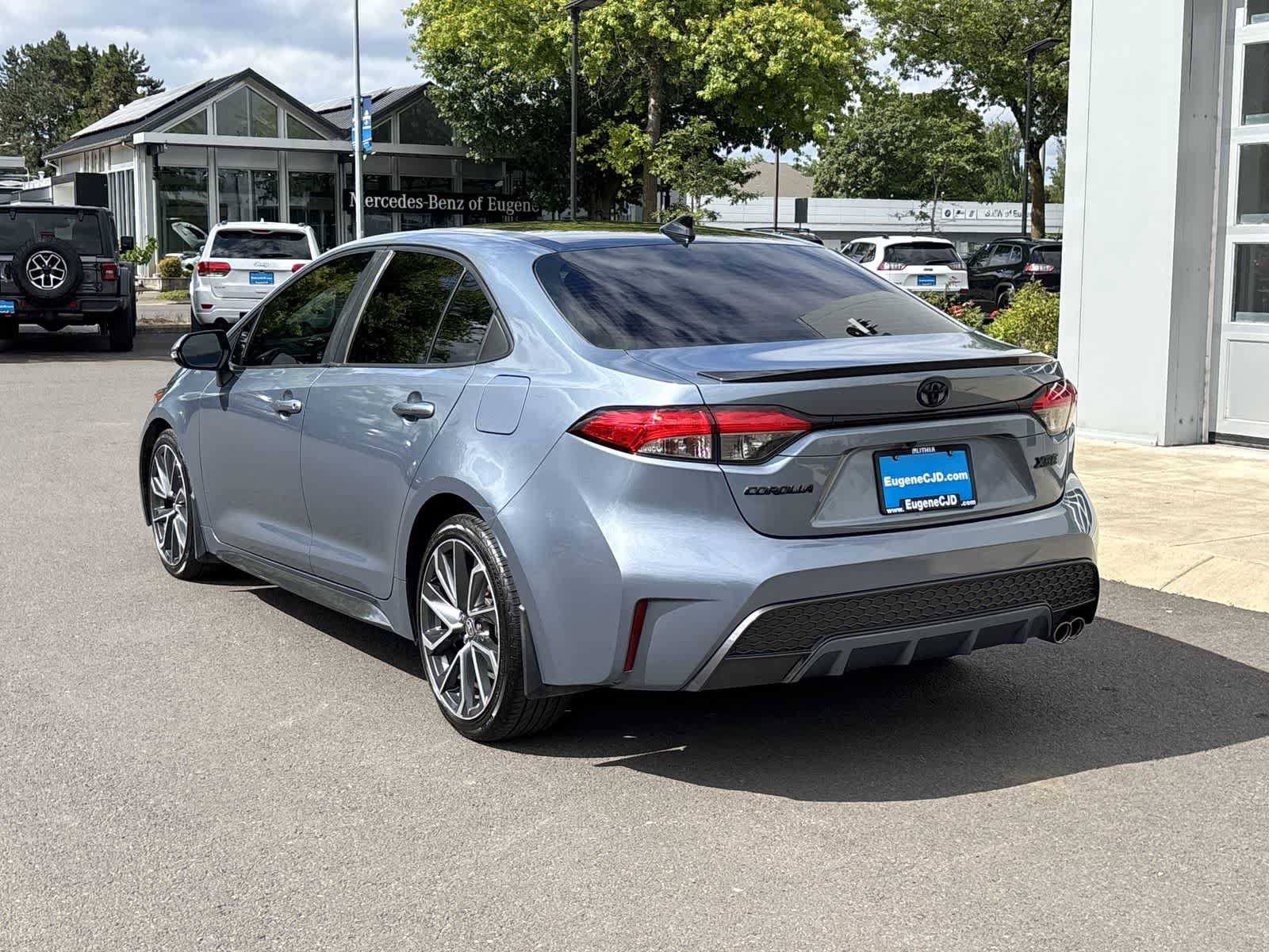 Used 2021 Toyota Corolla XSE w/ Carpet Mat Package (TMS) FWD image 3