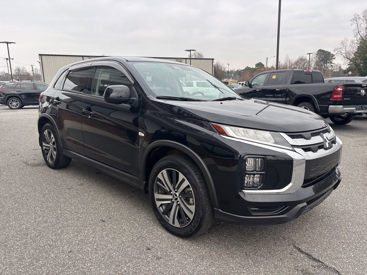 Used 2024 Mitsubishi Outlander Sport 2.0 Trail Edition image 9