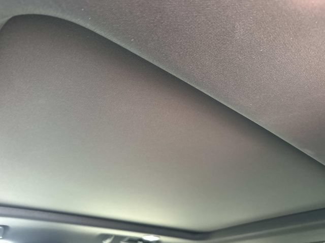 Used 2025 GMC Yukon AT4 Ultimate AWD/4WD image 29