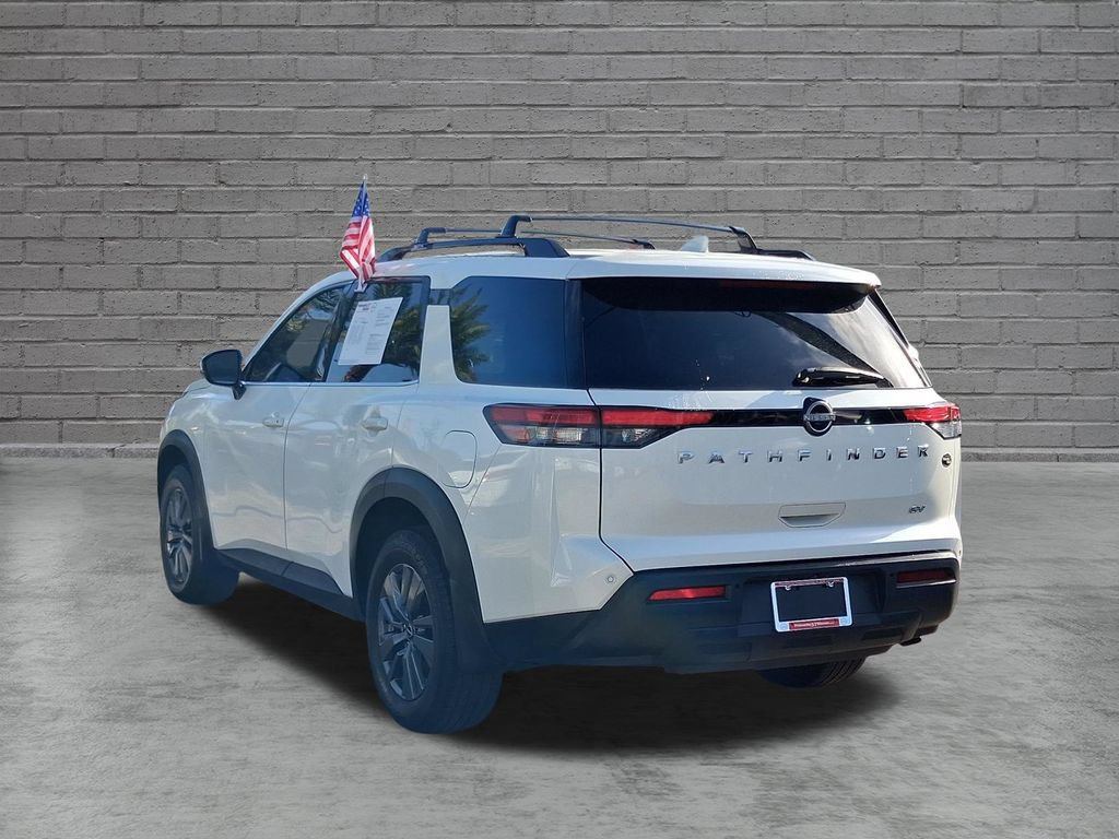 Used 2023 Nissan Pathfinder SV FWD image 4