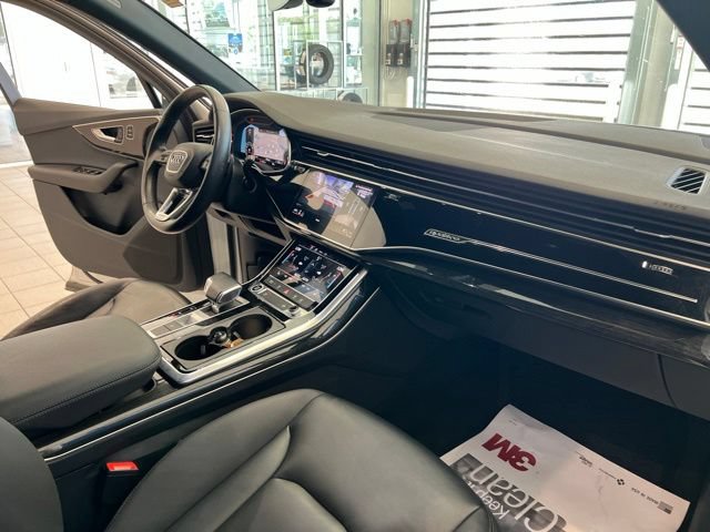 Used 2021 Audi Q7 3.0T Premium AWD/4WD image 24