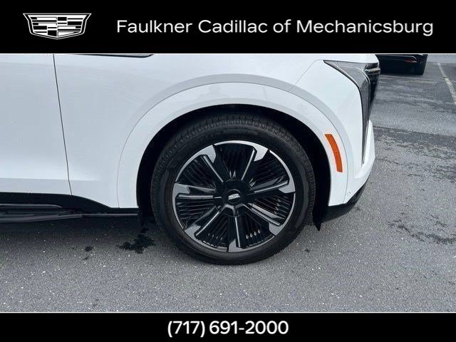 Certified 2025 Cadillac Escalade IQ Sport 1 w/ Smart Trailering package AWD/4WD image 44