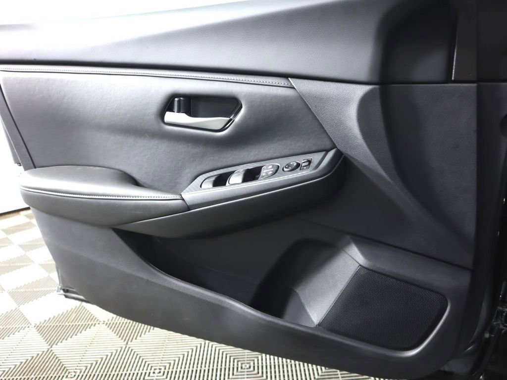 Certified 2025 Nissan Sentra SV w/ Trunk Package image 20