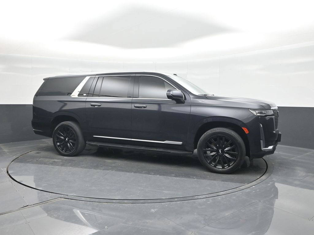 Used 2023 Cadillac Escalade ESV Premium Luxury image 11