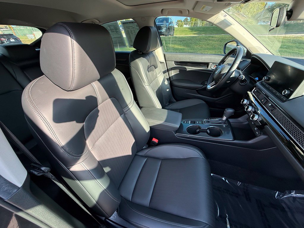 Used 2024 Honda Civic EX-L image 40