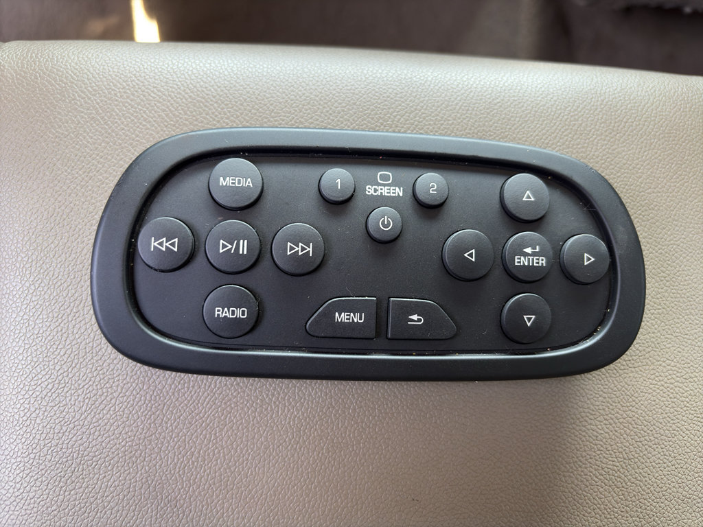 Used 2019 GMC Yukon XL SLT w/ Open Road Package RWD image 22