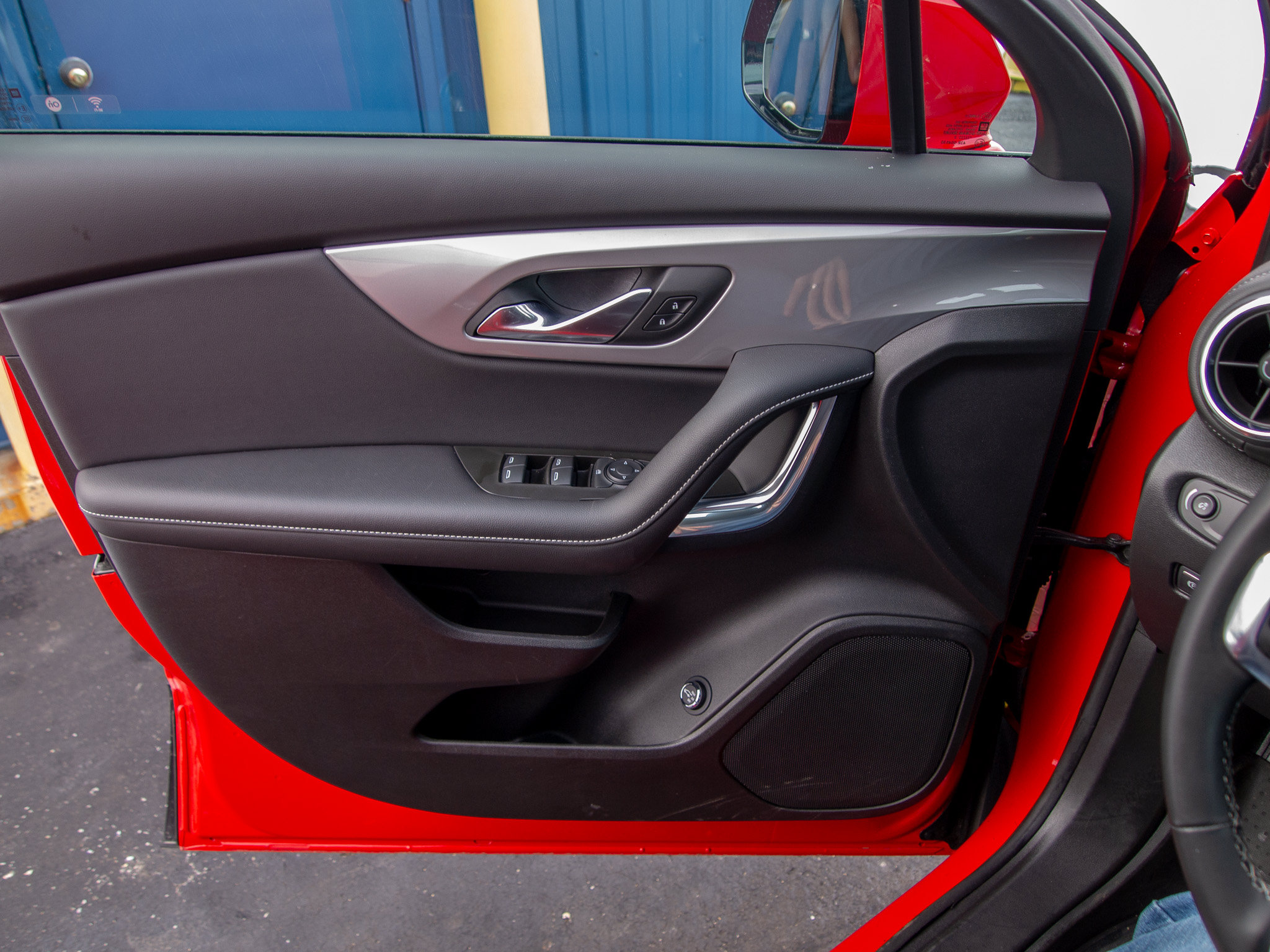 Used 2023 Chevrolet Blazer LT w/ LPO, Floor Liner Package FWD image 11