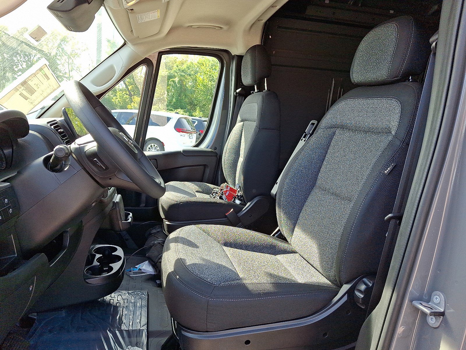 New 2026 RAM ProMaster 2500 image 8