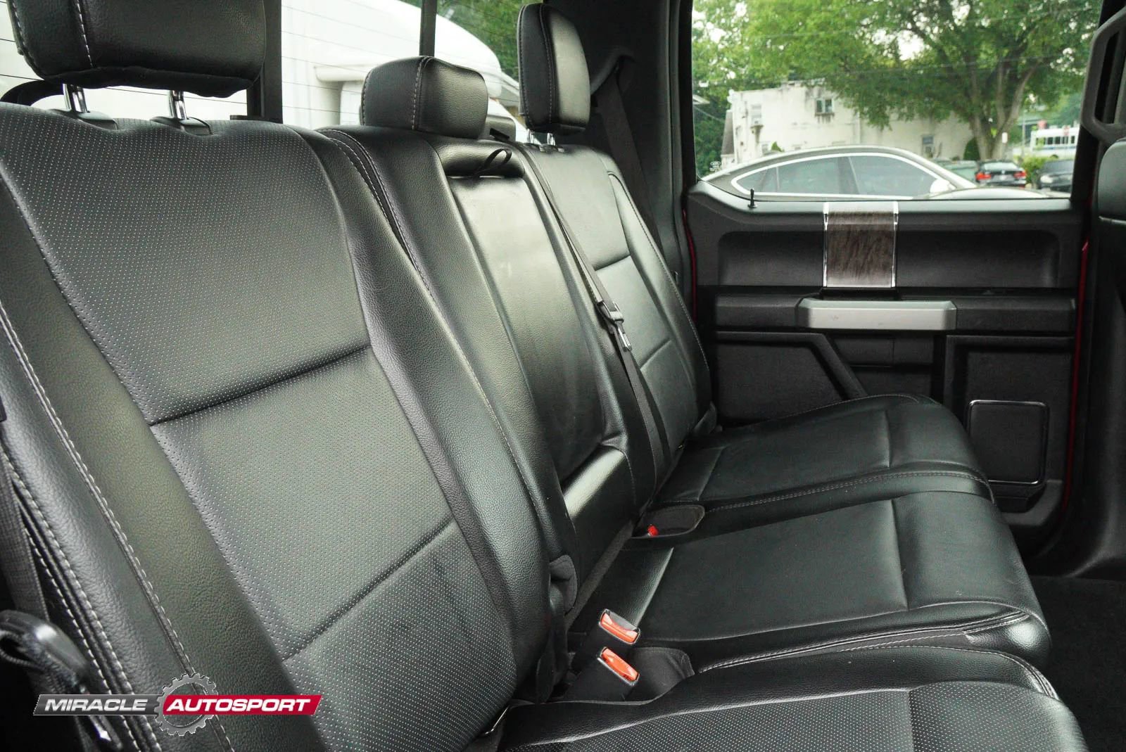 Used 2017 Ford F350 Lariat w/ Lariat Ultimate Package image 39