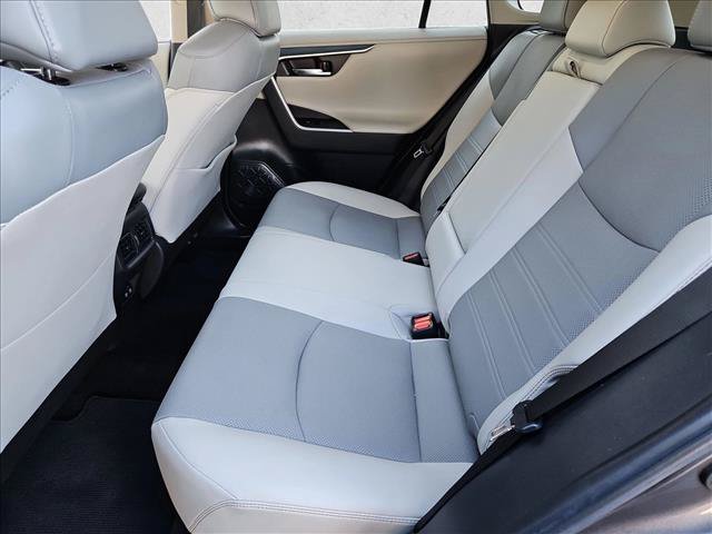 Used 2019 Toyota RAV4 Limited w/ Cold Weather Package FWD image 20
