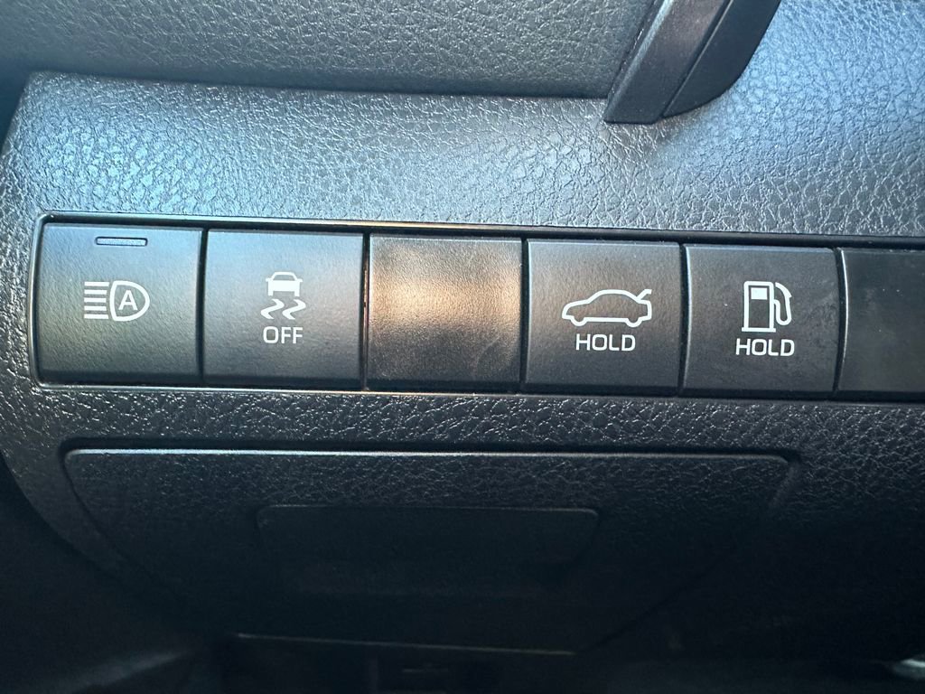 Used 2024 Toyota Camry SE image 22