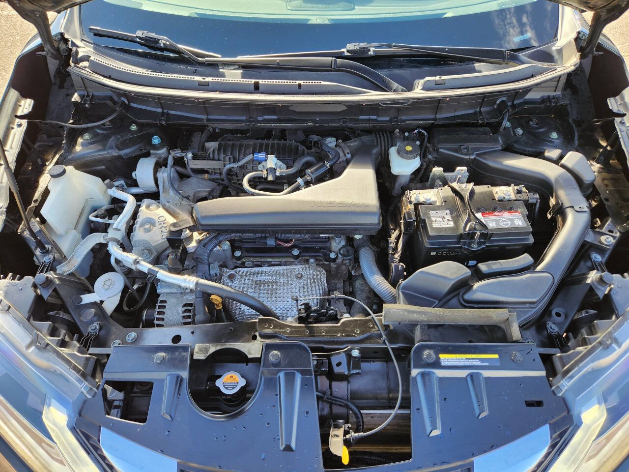 Used 2020 Nissan Rogue SL AWD/4WD image 27