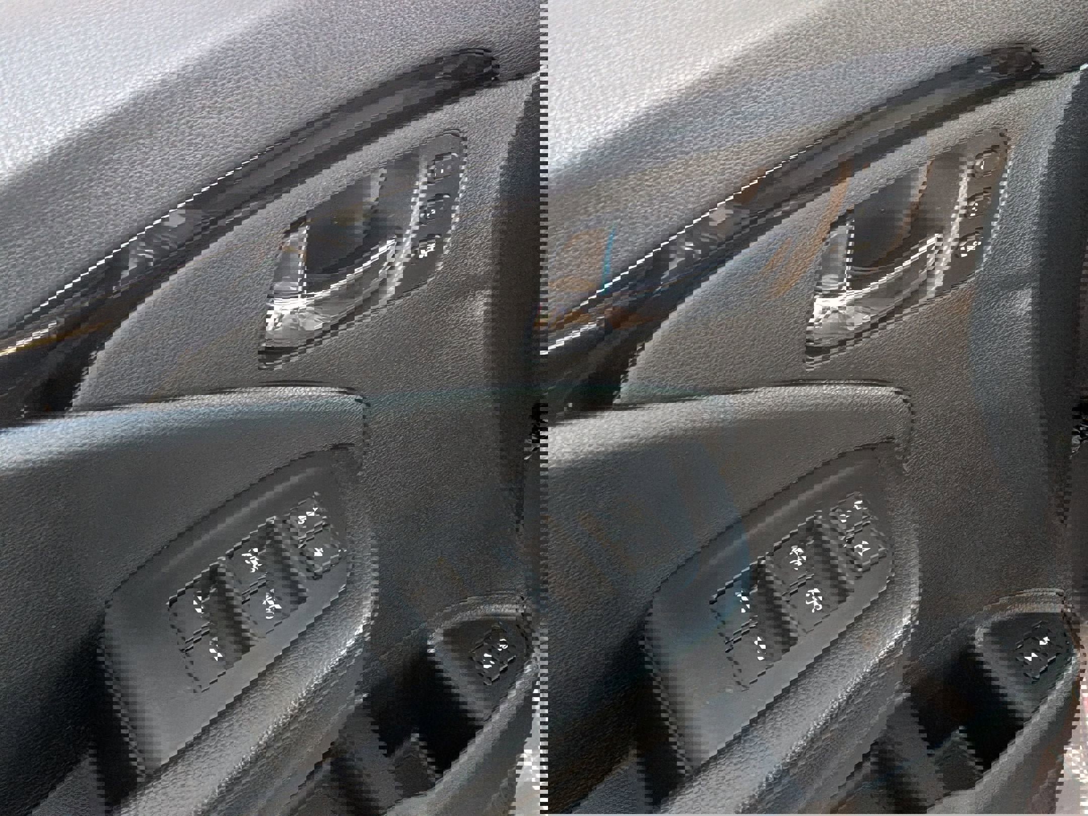 Used 2022 Honda Pilot Elite image 9