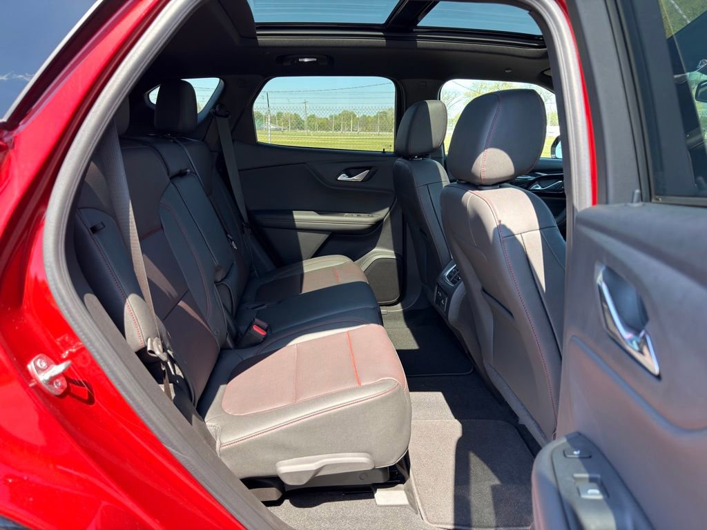 Used 2023 Chevrolet Blazer RS w/ Enhanced Convenience Package AWD/4WD image 29