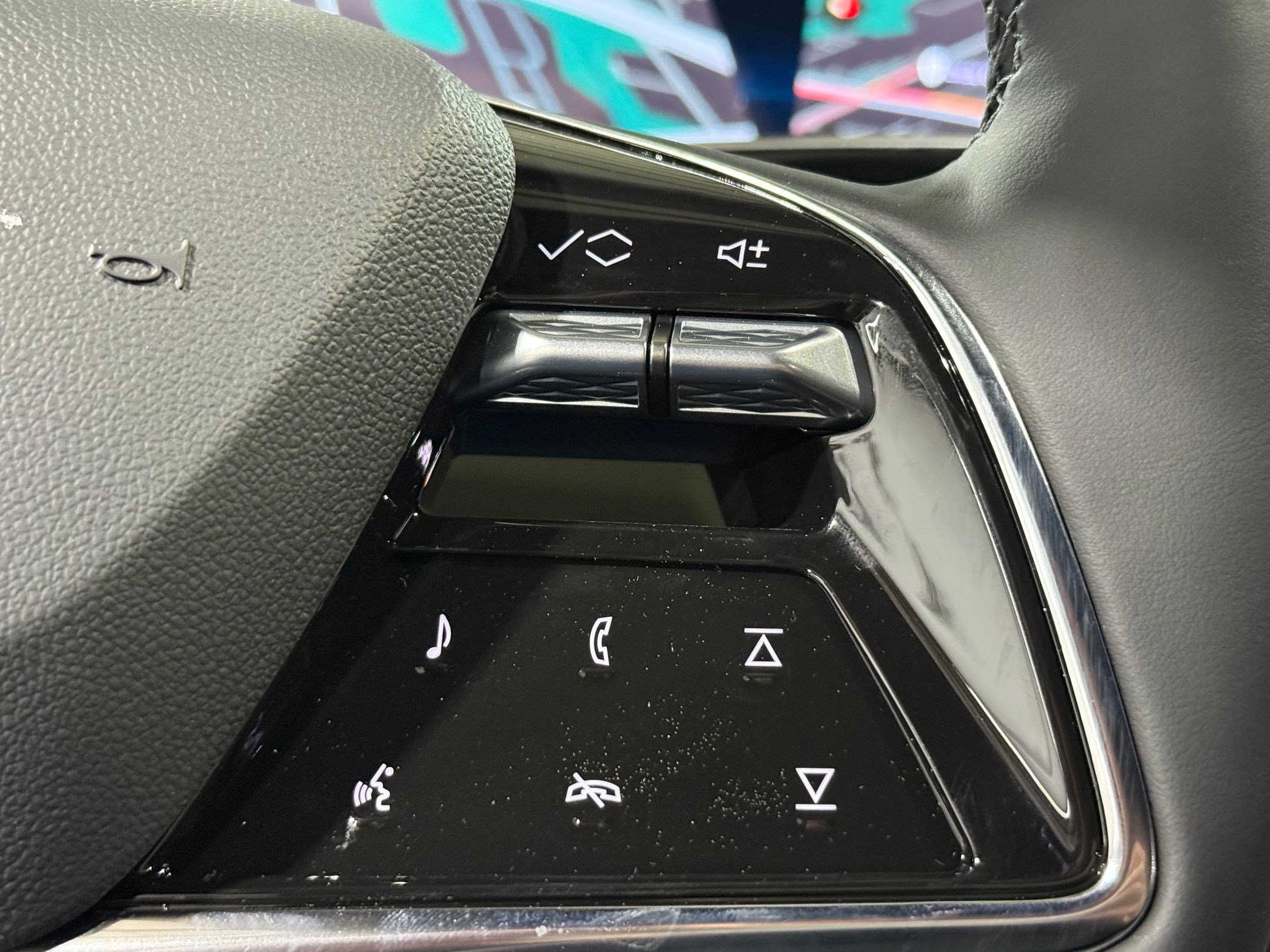 New 2026 Cadillac Lyriq Sport AWD/4WD image 29