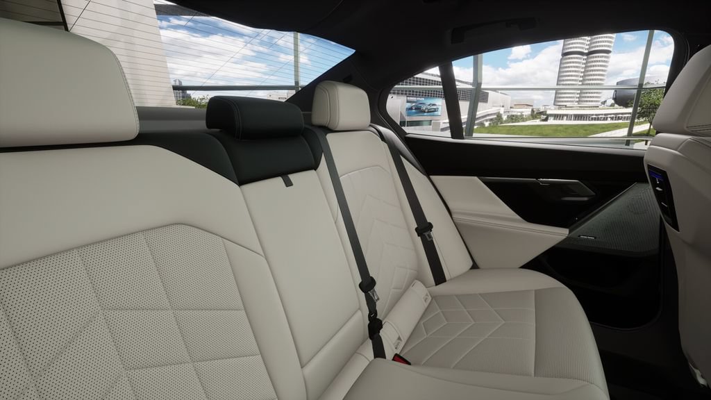 Used 2026 BMW 530i RWD image 38