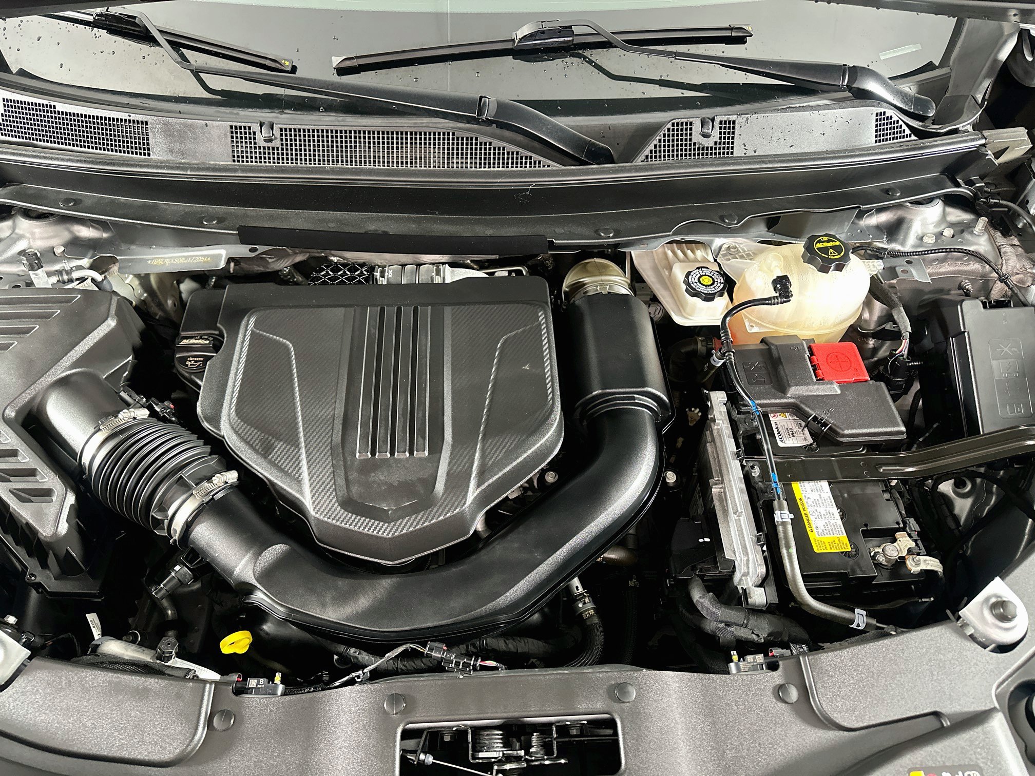 Used 2024 Chevrolet Traverse LS FWD image 34
