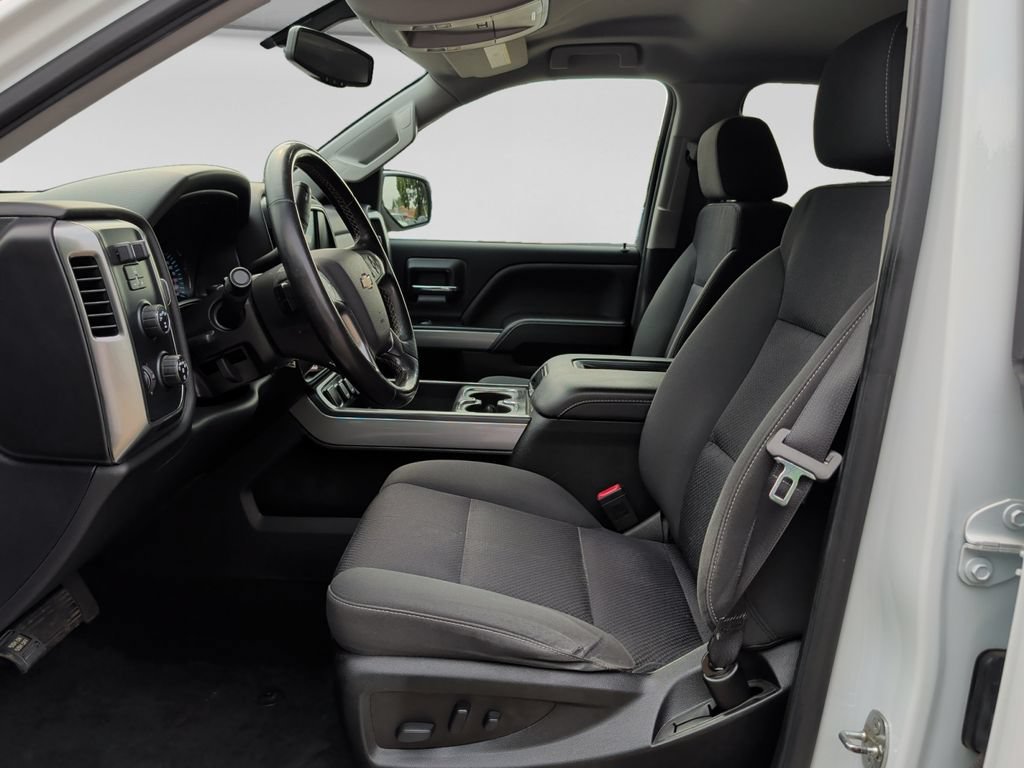 Used 2018 Chevrolet Silverado 1500 LT w/ All Star Edition AWD/4WD image 16