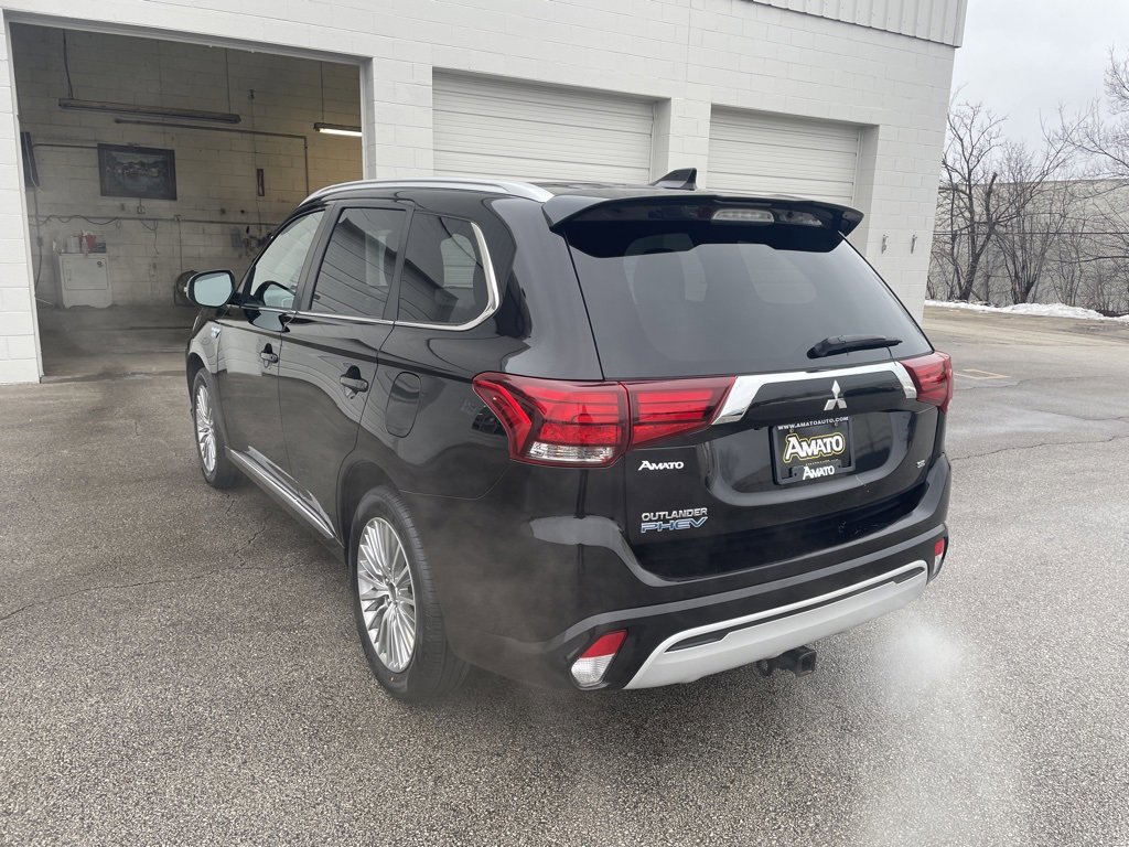 Used 2020 Mitsubishi Outlander SEL image 3